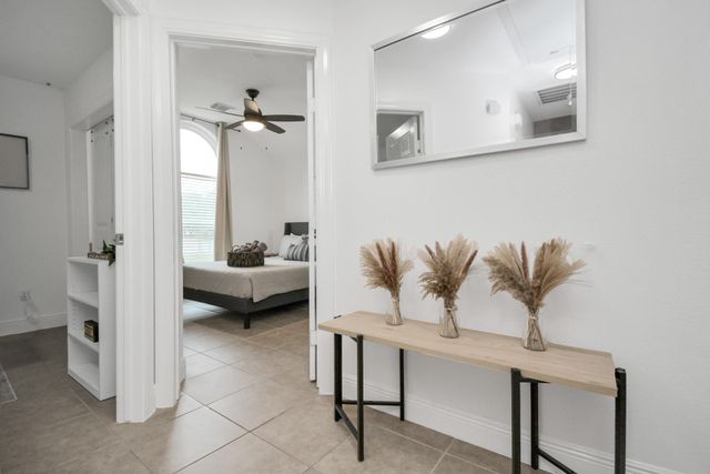 7830 Pardee Street, Houston, TX 77028