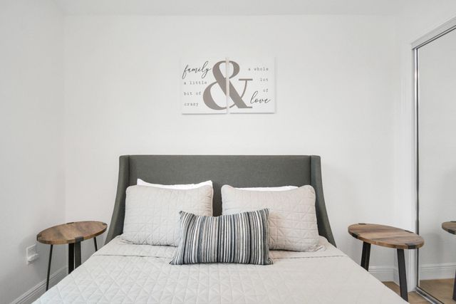 7830 Pardee Street, Houston, TX 77028