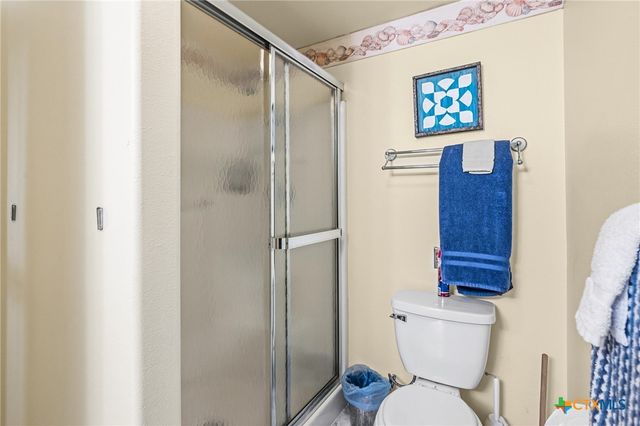 364 N Blackburn Avenue, Port Lavaca, TX 77979