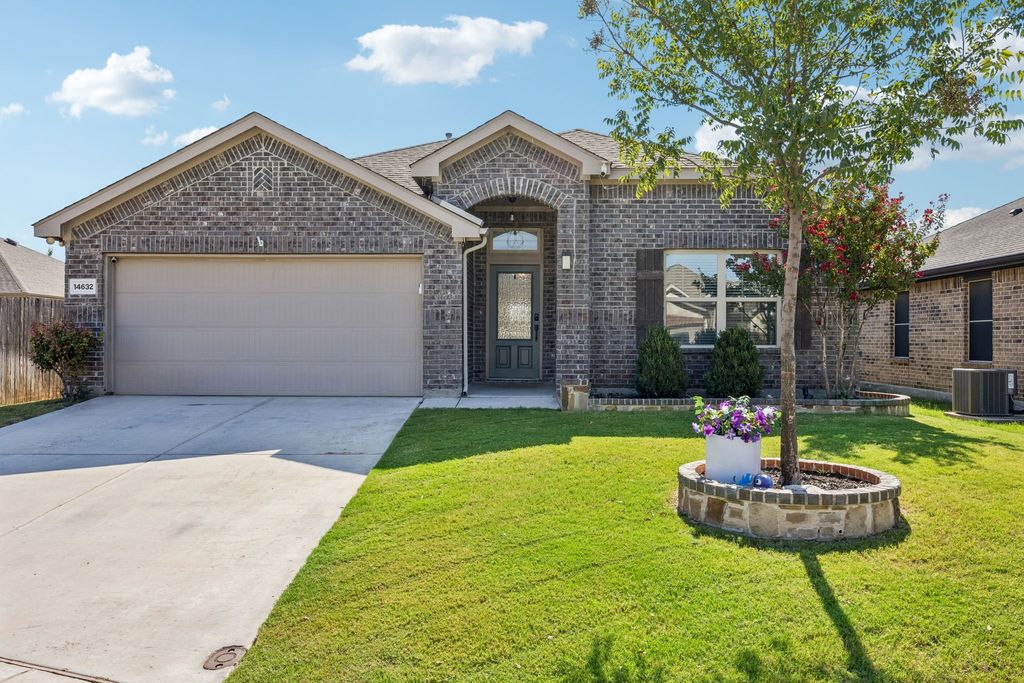 14632 Basketweaver Lane, Fort Worth, TX 76052 — exterior