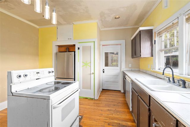 1203 8th Street, Brownwood, TX 76801