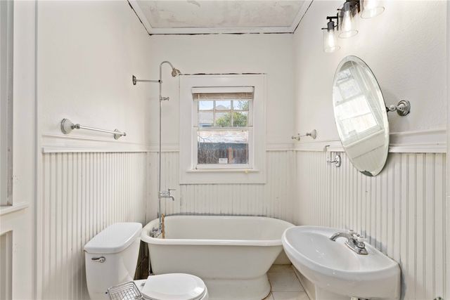 1203 8th Street, Brownwood, TX 76801