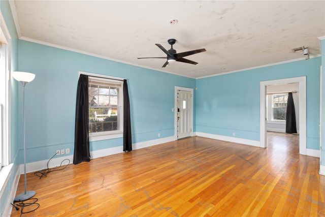 1203 8th Street, Brownwood, TX 76801