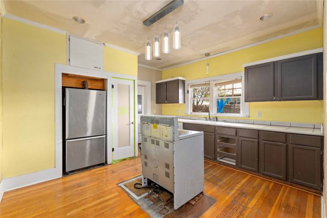 1203 8th Street, Brownwood, TX 76801