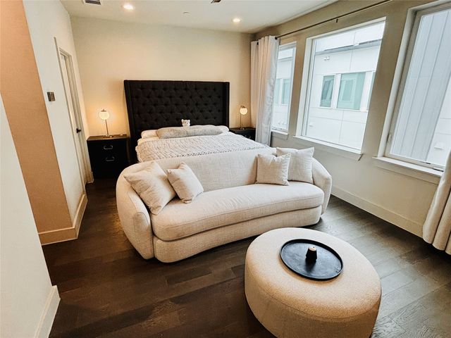 1771 Mccoy Street 104, Dallas, TX 75204