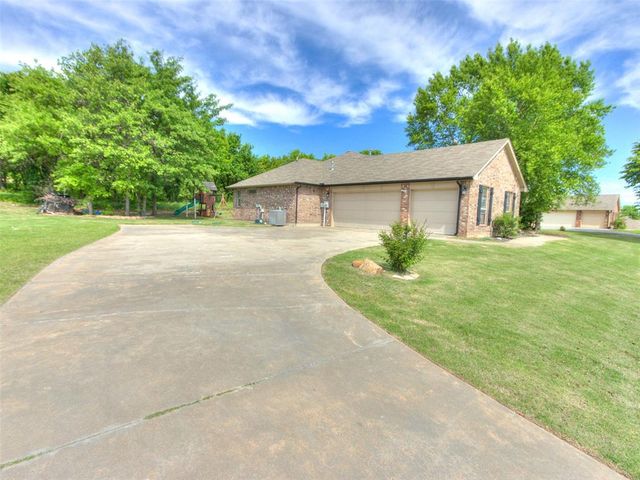 7225 Morning Song Drive, Oklahoma City, OK 73150