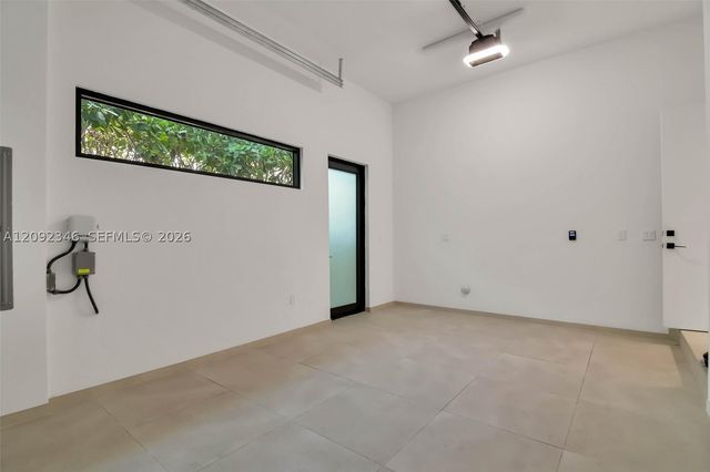 135 SW 29th Rd, Miami, FL 33129