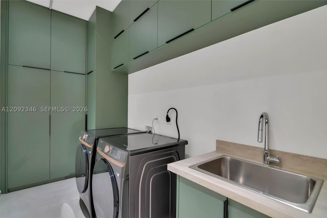135 SW 29th Rd, Miami, FL 33129