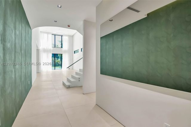 135 SW 29th Rd, Miami, FL 33129
