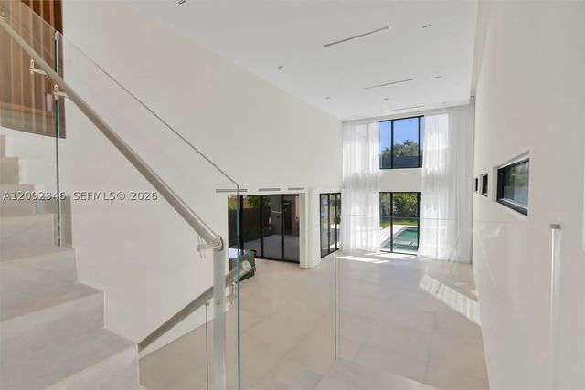 135 SW 29th Rd, Miami, FL 33129
