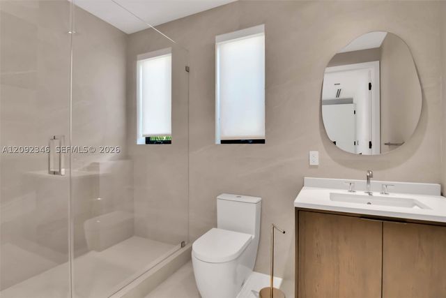 135 SW 29th Rd, Miami, FL 33129