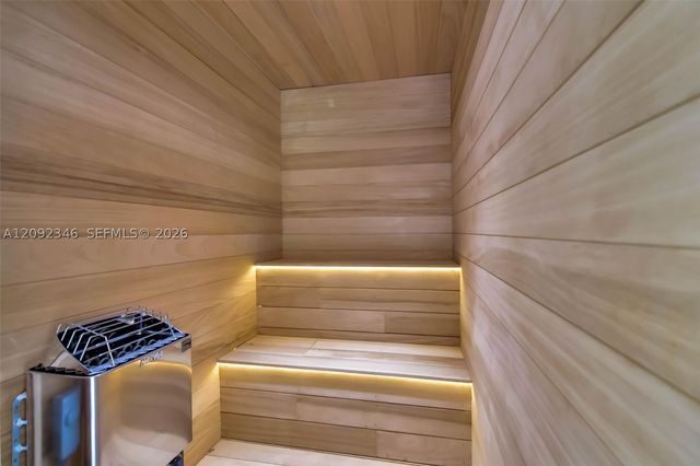 135 SW 29th Rd, Miami, FL 33129