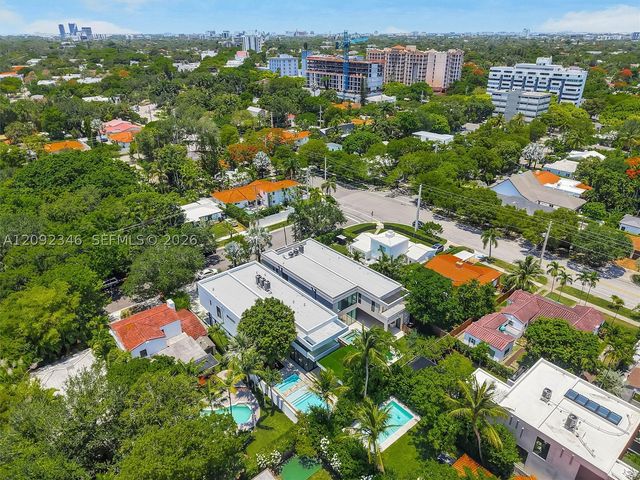 135 SW 29th Rd, Miami, FL 33129