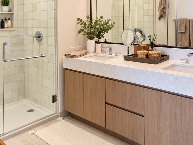 164 N Peoria Street 2708, Chicago, IL 60607