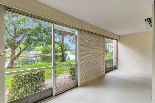 2305 Lucaya Ln H1, Coconut Creek, FL 33066
