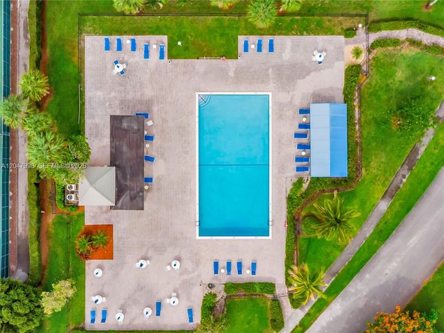 2305 Lucaya Ln H1, Coconut Creek, FL 33066