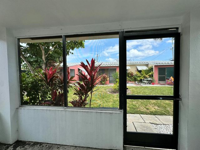 1734 Fletcher Street, Hollywood, FL 33020