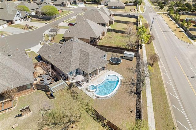 3104 Venice Court, Norman, OK 73071