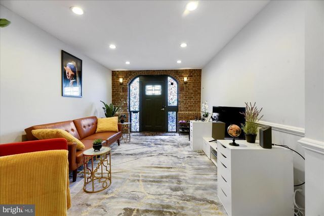 919 EASTERN AVE, Baltimore, MD 21202