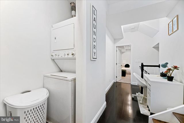 919 EASTERN AVE, Baltimore, MD 21202