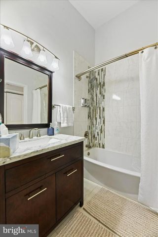 919 EASTERN AVE, Baltimore, MD 21202