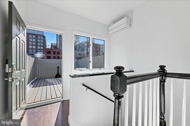 919 EASTERN AVE, Baltimore, MD 21202