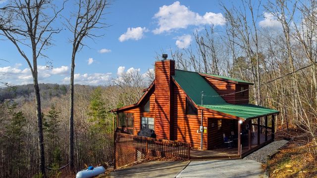 249 Sugar Mountain Road, Blue Ridge, GA 30513