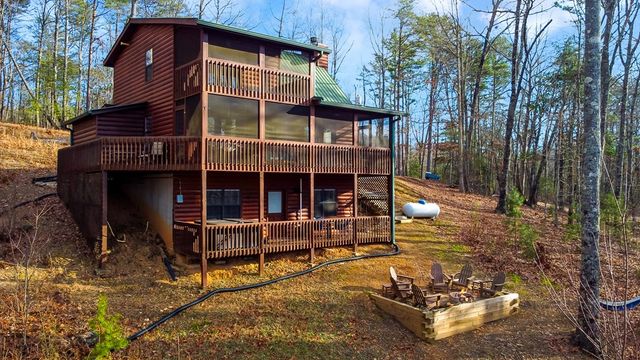 249 Sugar Mountain Road, Blue Ridge, GA 30513