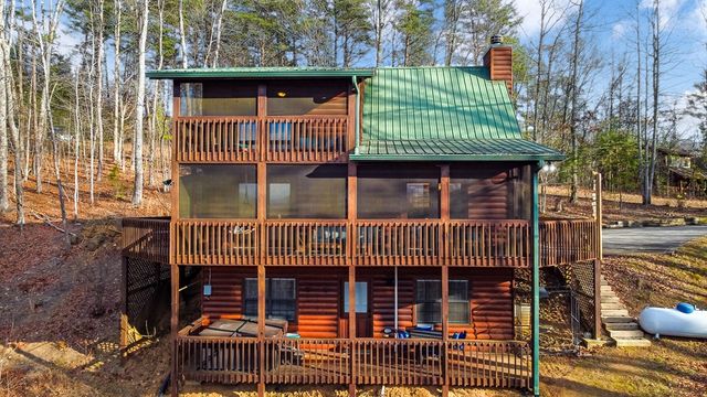 249 Sugar Mountain Road, Blue Ridge, GA 30513