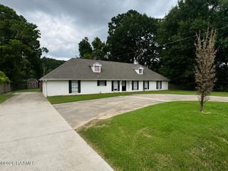 111 Julian Circle, Lafayette, LA 70507