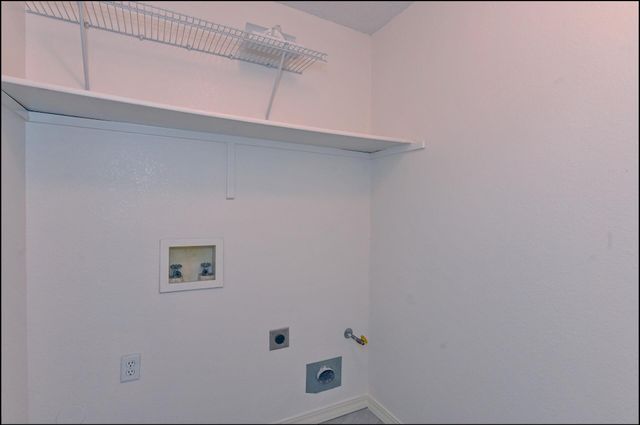 648 Wind River Avenue, El Paso, TX 79932