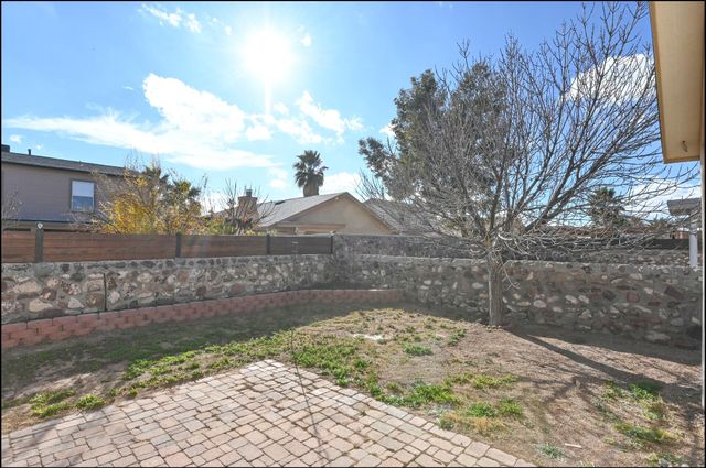 648 Wind River Avenue, El Paso, TX 79932