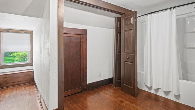 1211 W Main Street, West Plains, MO 65775