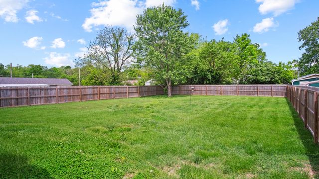 1211 W Main Street, West Plains, MO 65775