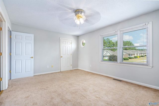 21899 Williamsburg Drive, Athens, AL 35613