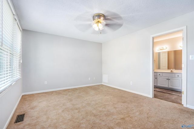 21899 Williamsburg Drive, Athens, AL 35613