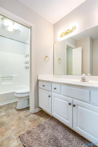 21899 Williamsburg Drive, Athens, AL 35613