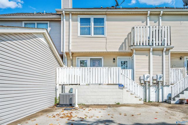 21899 Williamsburg Drive, Athens, AL 35613