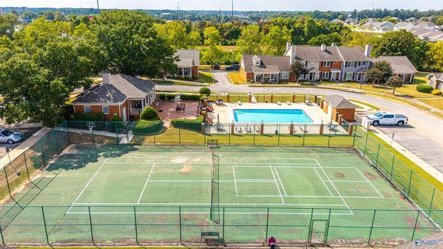 21899 Williamsburg Drive, Athens, AL 35613