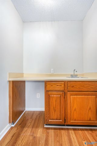 21899 Williamsburg Drive, Athens, AL 35613