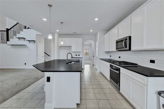 16916 Sophora Avenue, Justin, TX 76247