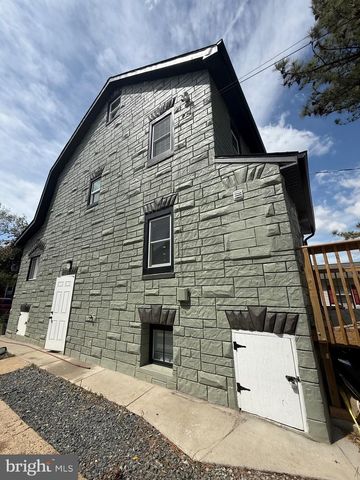 804 PONTIAC AVE, Baltimore, MD 21225