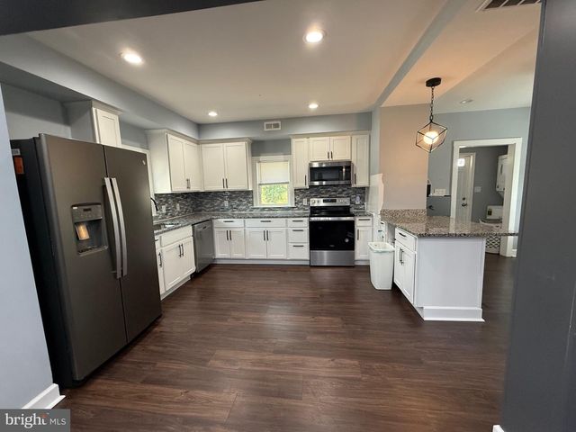 804 PONTIAC AVE, Baltimore, MD 21225