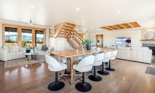 11039 SW Ranch Road, Powell Butte, OR 97753