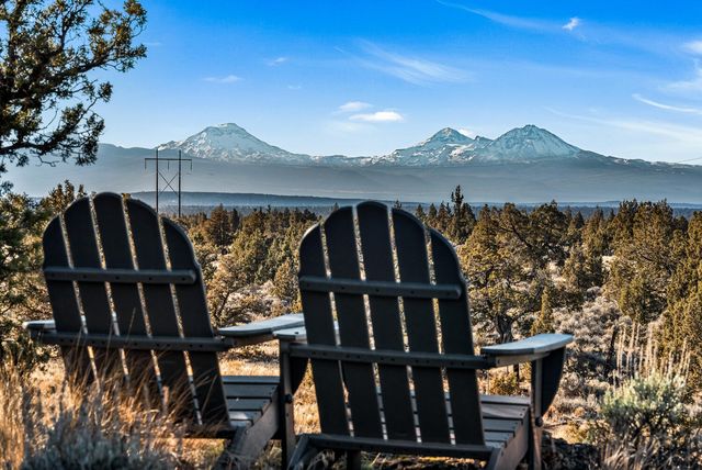 11039 SW Ranch Road, Powell Butte, OR 97753