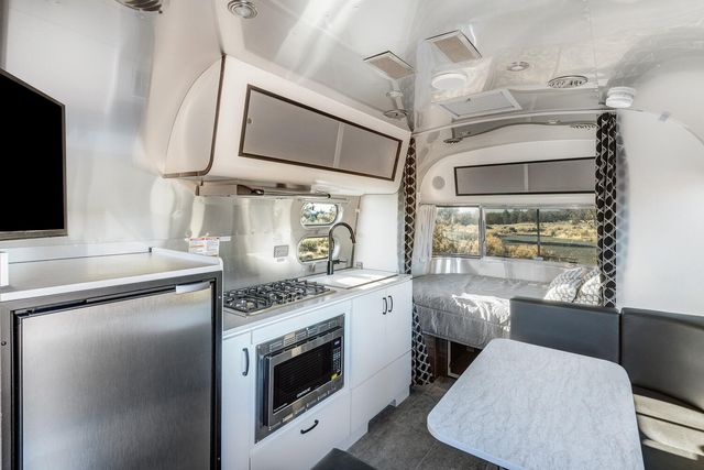 11039 SW Ranch Road, Powell Butte, OR 97753