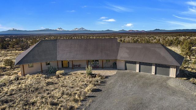 11039 SW Ranch Road, Powell Butte, OR 97753