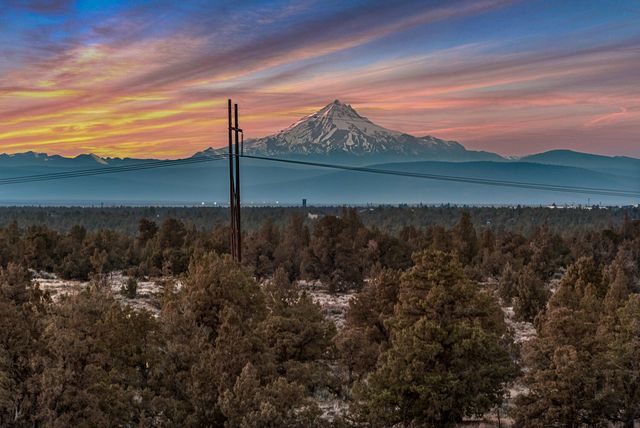 11039 SW Ranch Road, Powell Butte, OR 97753