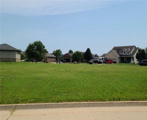 1216 NE Milan Avenue, Ankeny, IA 50021