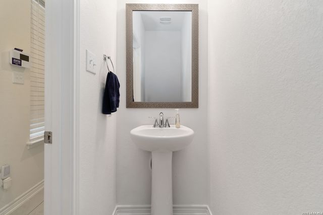 11538 Hocus Pocus, San Antonio, TX 78245